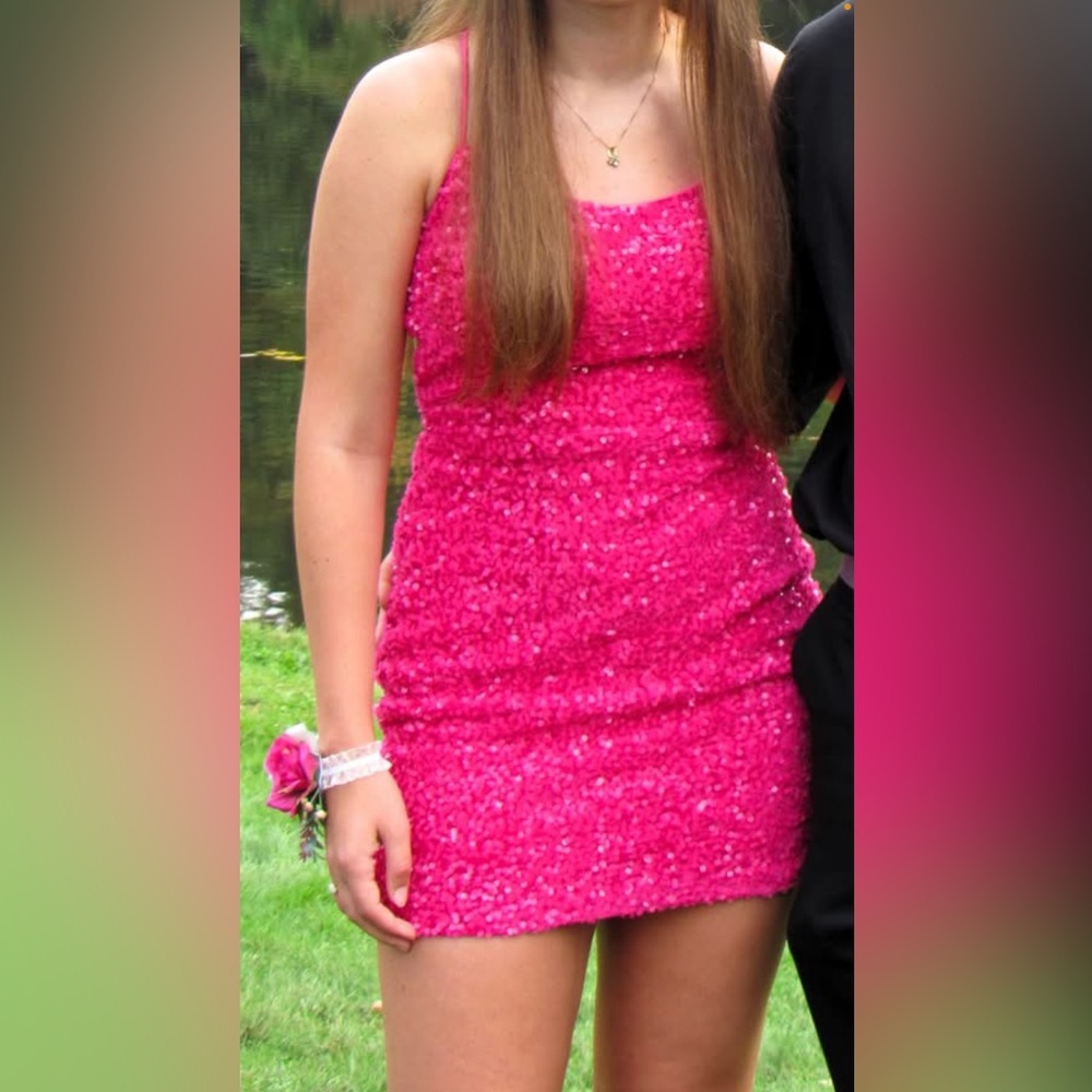 Berlinnova Pink Bodycon Sequin Mini Dress with Adjustable Spaghetti Straps
